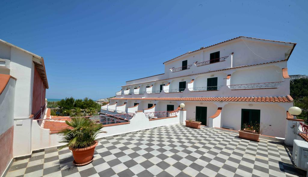 Hotel D'Amato Peschici Exterior foto